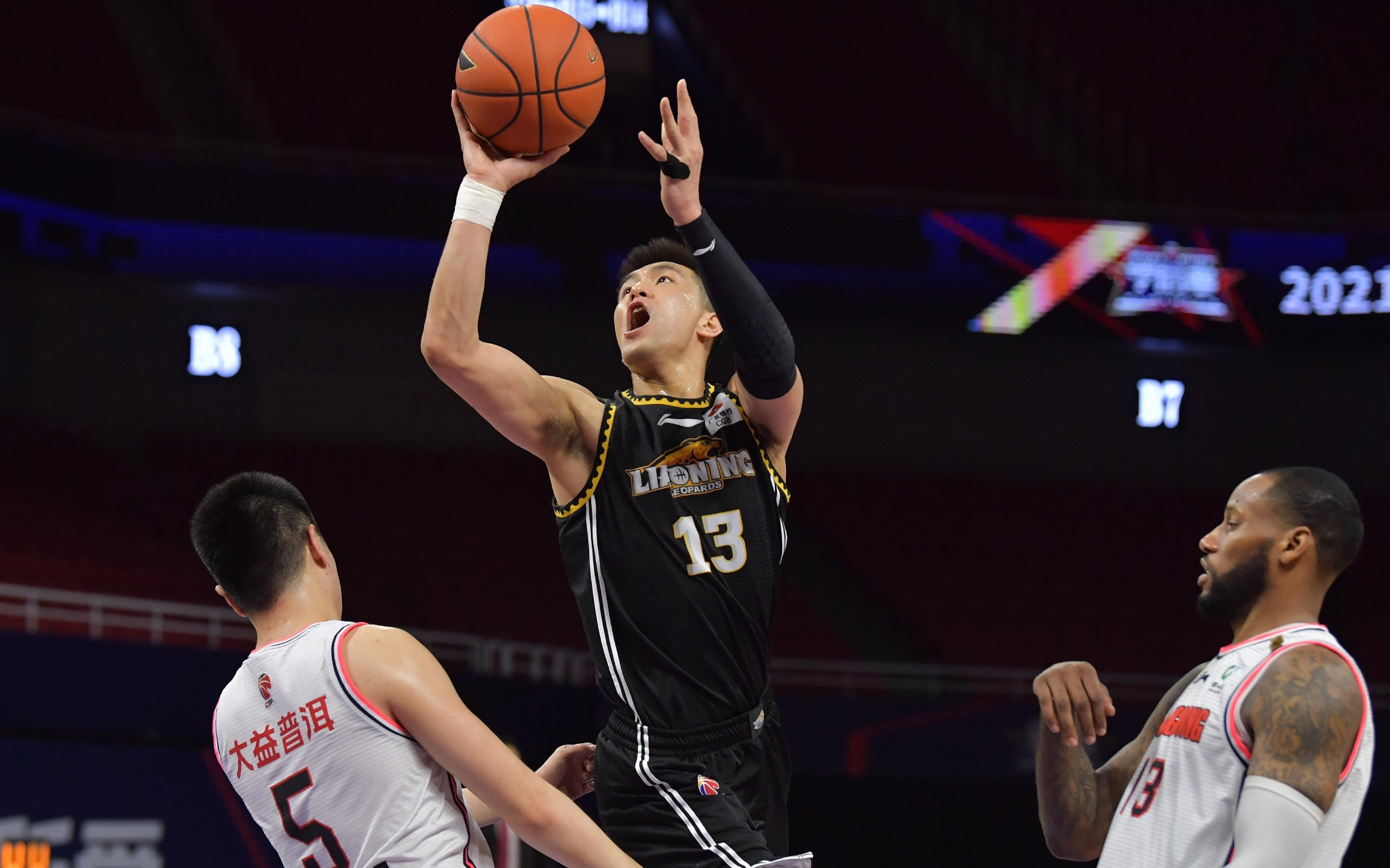 其余四队均 其余四队均